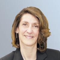 Ève - Responsable développement des ressources (Infrastructures informatiques) Ève - Responsable développement des ressources (Infrastructures informatiques)