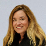 Laura - Directrice Commerciale